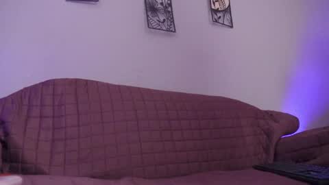 Snapshot of loveegirll chatting on 21, 5, 2026 katalina online show from 21, 5, 2026