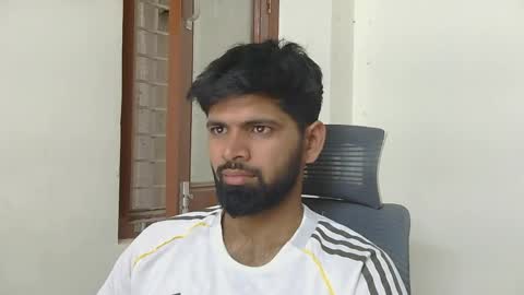 Snapshot of lovehairyindian chatting on 29, 4, 2026 Indian hairy online show from 29, 4, 2026