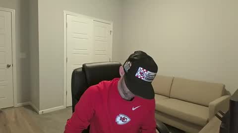 lovehatlovers online show from 27, 1, 2025