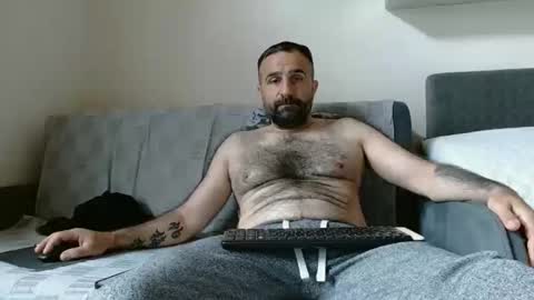 Snapshot of loveivat80 chatting on 22, 4, 2026 loveivat80 online show from 22, 4, 2026