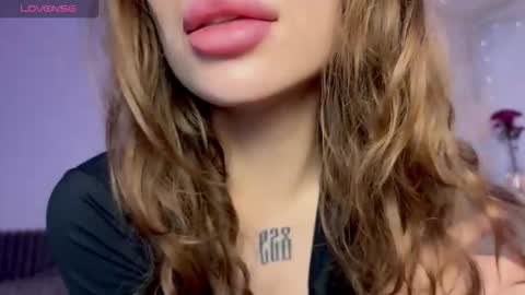 Snapshot of lovelorn_ chatting on 21, 11, 2025 Elsa online show from 21, 11, 2025