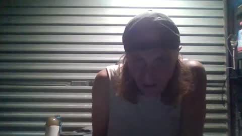 Snapshot of lovelux02 chatting on 14, 4, 2026 lovelux02 online show from 14, 4, 2026