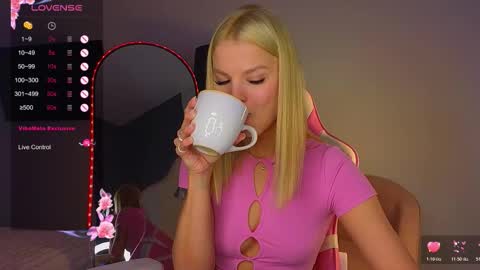 Jenny online show from 12, 11, 2025