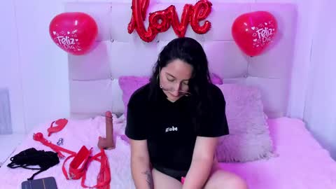 Snapshot of lovely_chloe19 chatting on 13, 2, 2025 Chloe online show from 13, 2, 2025