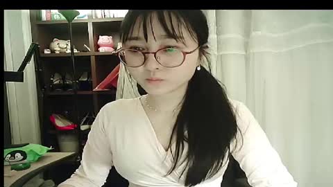DANA KIM online show from 25, 11, 2025