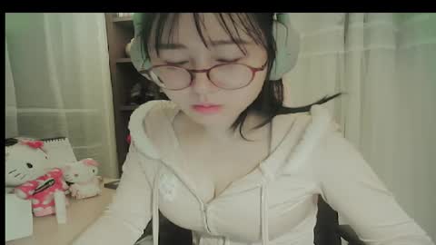 Snapshot of lovely_dana chatting on 11, 1, 2026 DANA KIM online show from 11, 1, 2026