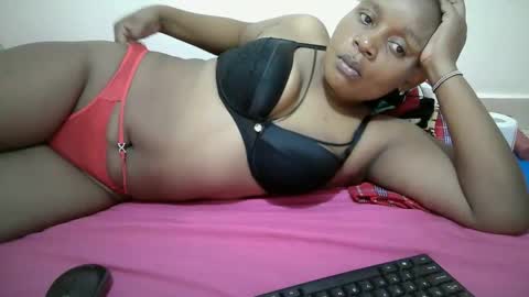 Snapshot of lovely_gee chatting on 13, 5, 2026 sexylover online show from 13, 5, 2026