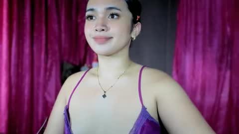 Snapshot of lovely_kurtny04 chatting on 4, 4, 2026 LOVE online show from 4, 4, 2026