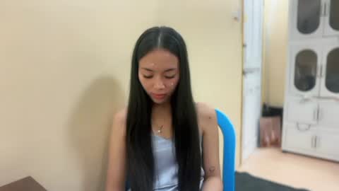 lovely_leah23 online show from 18, 7, 2026