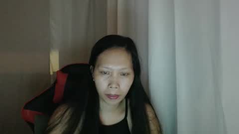Snapshot of lovely_pinayxxx chatting on 19, 5, 2026 lovely_pinayxxx online show from 19, 5, 2026