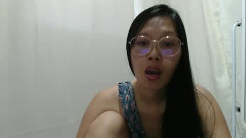 Snapshot of lovely_pinayxxx chatting on 15, 6, 2026 lovely_pinayxxx online show from 15, 6, 2026