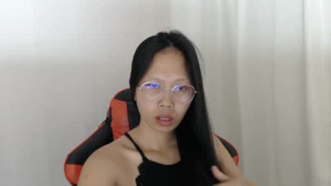 Snapshot of lovely_pinayxxx chatting on 27, 7, 2026 lovely_pinayxxx online show from 27, 7, 2026