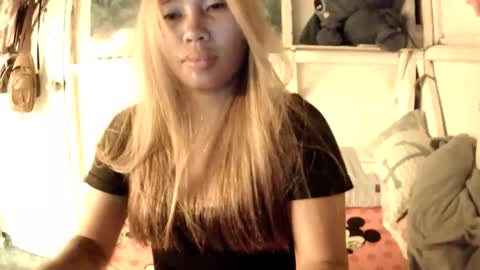 Snapshot of lovely_shei chatting on 20, 4, 2026 lovely online show from 20, 4, 2026