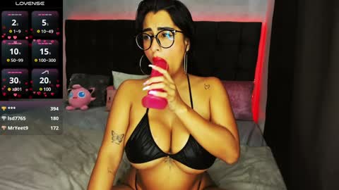 lovely violet13 online show from 6, 2, 2025