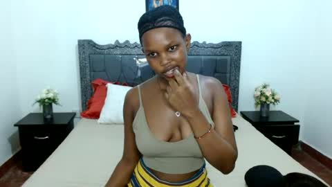 Snapshot of lovelyblackkelly chatting on 12, 6, 2026 lovelyblackkelly online show from 12, 6, 2026