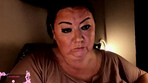 Anelana online show from 15, 9, 2025