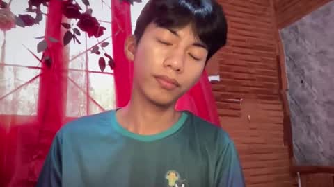 lovelyboy_jm online show from 15, 5, 2026