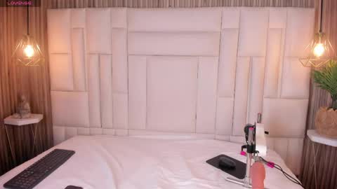 Lovely online show from 17, 4, 2026