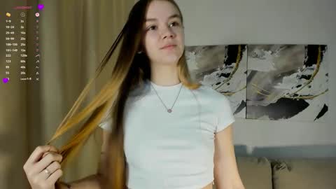 lovelygracee online show from 8, 9, 2025