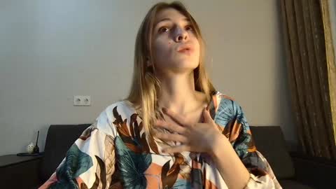 Snapshot of lovelykatea chatting on 20, 1, 2025 Kate only online show from 20, 1, 2025