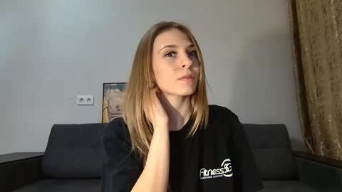 Snapshot of lovelykatea chatting on 14, 2, 2025 Kate only online show from 14, 2, 2025