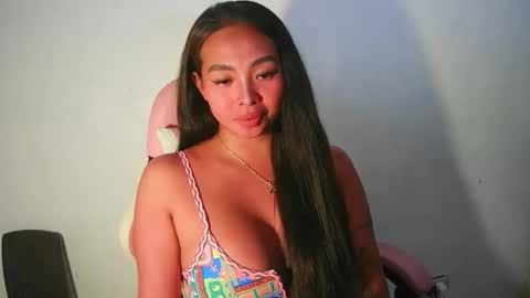 Snapshot of lovelykayleexx chatting on 28, 3, 2026 ara online show from 28, 3, 2026