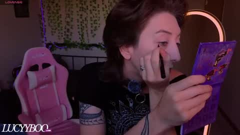 Snapshot of lovelylittlelucyy chatting on 31, 5, 2026 lovelylittlelucyy online show from 31, 5, 2026