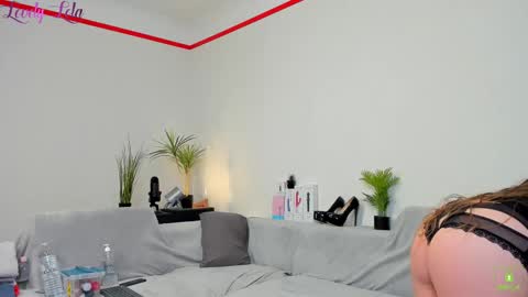 Lola online show from 14, 11, 2025