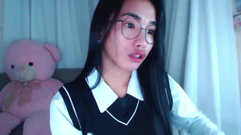 lovelymae18 online show from 3, 12, 2024