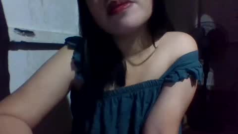 lovelymocha27s online show from 5, 3, 2025
