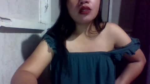 lovelymocha27s online show from 18, 11, 2025