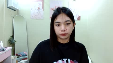 Snapshot of lovelypetitebigcock chatting on 6, 5, 2026 lovelypetitebigcock online show from 6, 5, 2026
