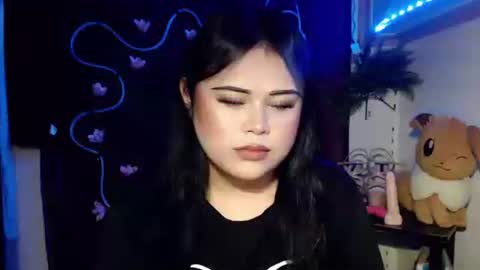 lovely online show from 25, 11, 2025