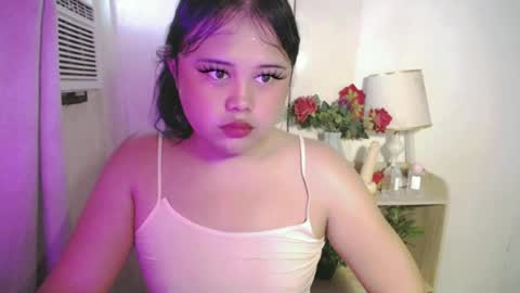 Snapshot of lovelypinaychubsx chatting on 20, 6, 2026 lovely online show from 20, 6, 2026
