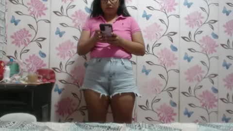 Snapshot of lovelyquey chatting on 4, 12, 2024 Angelquey online show from 4, 12, 2024