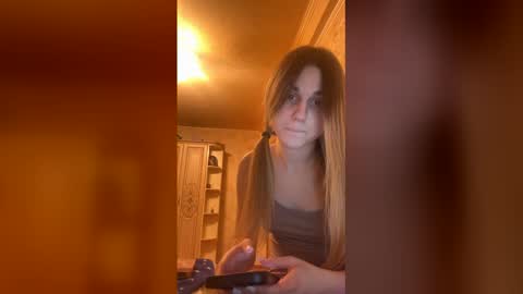 Snapshot of lovelysilk_63 chatting on 16, 12, 2025 ELA online show from 16, 12, 2025