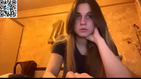 Snapshot of lovelysilk_63 chatting on 18, 4, 2026 ELA online show from 18, 4, 2026