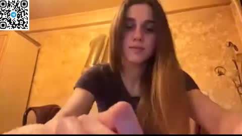 Snapshot of lovelysilk_63 chatting on 18, 4, 2026 ELA online show from 18, 4, 2026