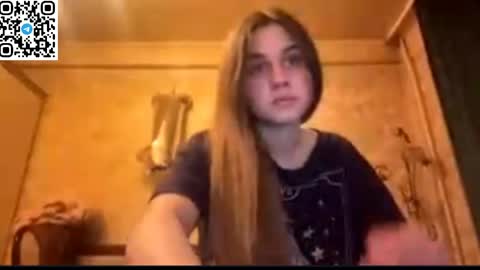 Snapshot of lovelysilk_63 chatting on 25, 5, 2026 ELA online show from 25, 5, 2026