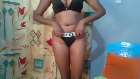 Snapshot of lovelyy_dreams chatting on 28, 2, 2026 Hanna online show from 28, 2, 2026