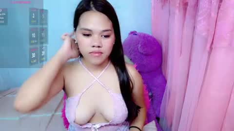 lovelyy_leah online show from 1, 8, 2026