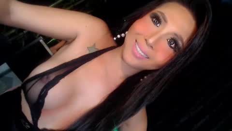 Snapshot of lovenlustxx chatting on 21, 4, 2026 lovenlustxx online show from 21, 4, 2026