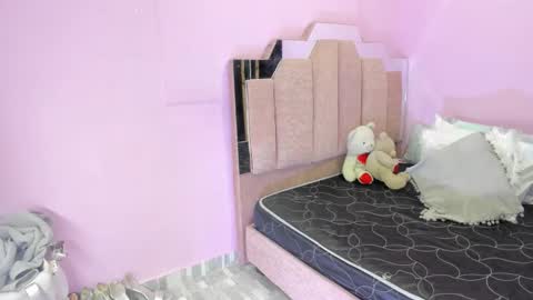 L O V E  online show from 21, 9, 2025