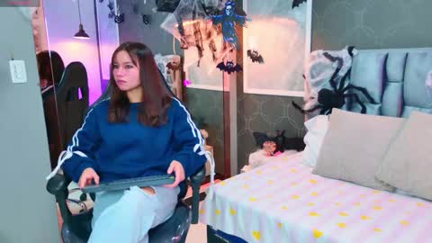 Love  online show from 29, 10, 2025