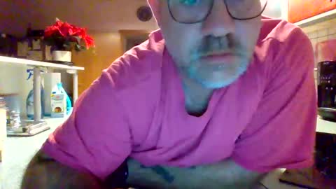 Snapshot of lover010983 chatting on 14, 11, 2025 lover010983 online show from 14, 11, 2025