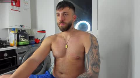 Snapshot of lovermike_ chatting on 14, 4, 2026 Mike online show from 14, 4, 2026