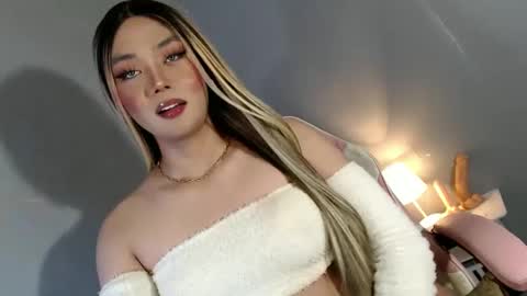 lovers moon22 online show from 12, 1, 2025