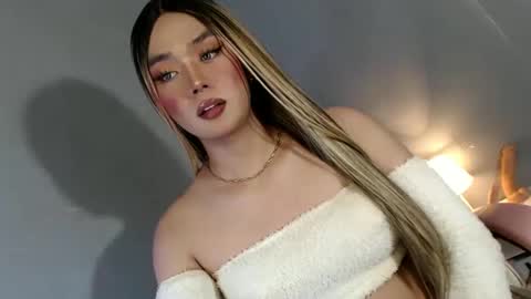 lovers moon22 online show from 26, 1, 2025