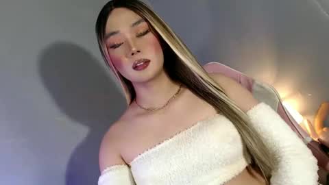 lovers moon22 online show from 31, 1, 2025