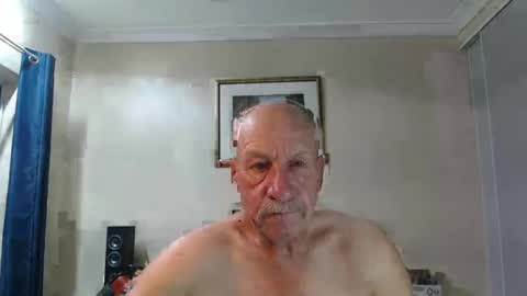 Snapshot of lovesblackazz chatting on 10, 2, 2025 Lovesblackazz online show from 10, 2, 2025